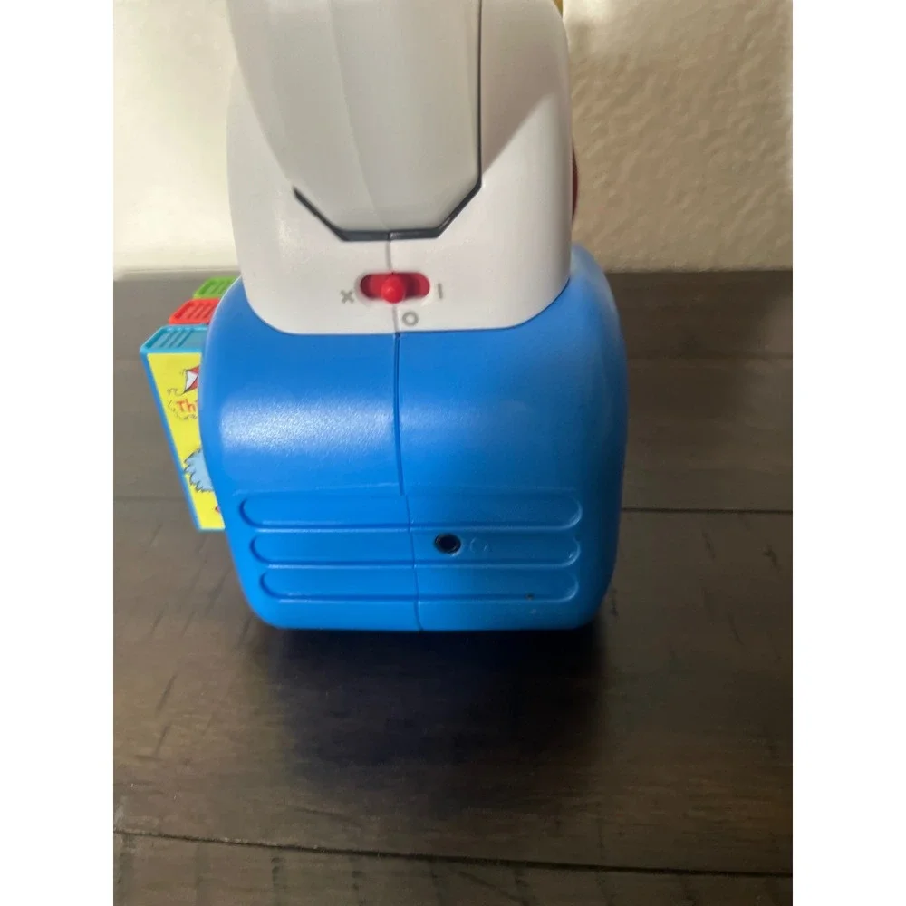 Little Tikes Story Dream Machine Projector with 6 Sesame Street & Fraggle Rock